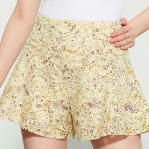 Free People floral eyelit shorts NWT, size 0